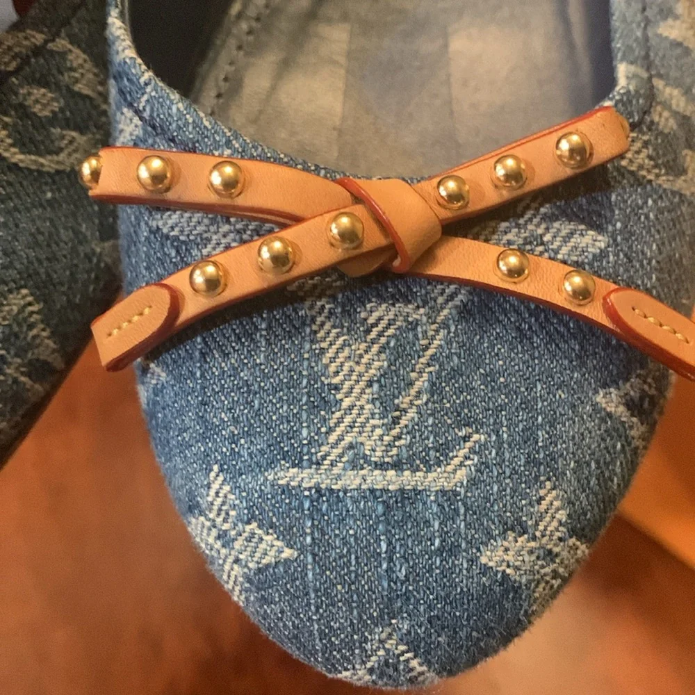 Absolutely stunning limited edition authentic Louis  Vuitton denim shoes 37.5 - Picture 9 of 17